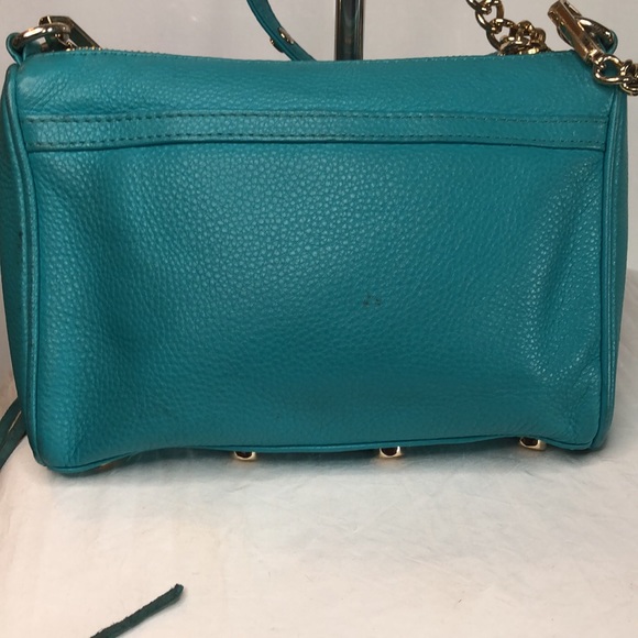 REBECCA MINKOFF coral green Crossbody. Heavy gold chain with studs. - Picture 3 of 15